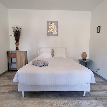 Apt 2 Pieces Cosy Le Rimbaud ชาร์เลอวิลล์-เมซิแยร์ ภายนอก รูปภาพ